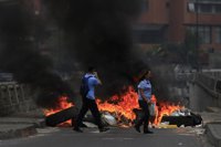 Venezuela.- El TSJ ordena a los alcaldes la retirada de barricadas, en una medida que los opositores ven "injusta"