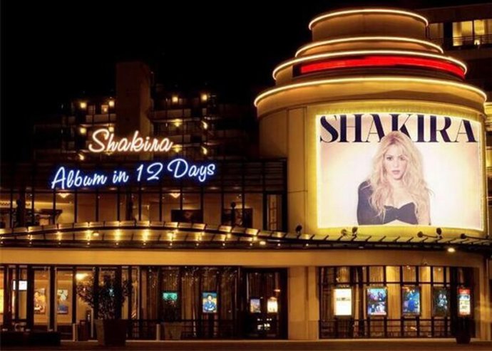 Shakira estrena nuevo clip Empire 