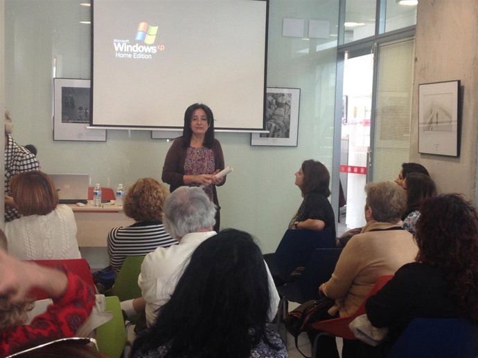 Tamayo en la presentación a las mujeres