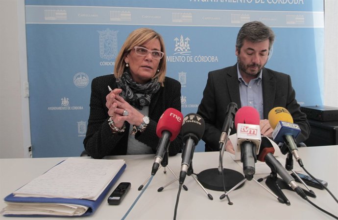 Caracuel y Torrico en la rueda de prensa