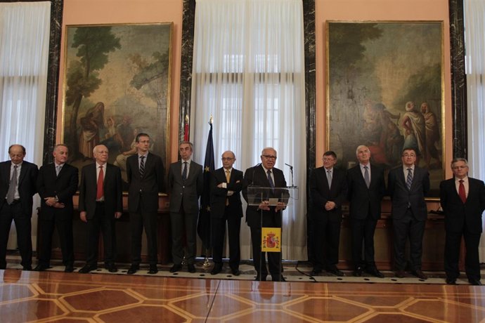  Cristóbal Montoro Y Manuel Lagares