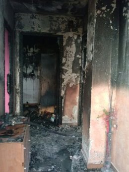 Imagen de la vivienda afectada por el fuego en Andújar