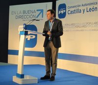 Carriedo pretende exportar el modelo de "éxito" de Castilla y León a Europa ante el 25M