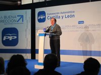 Herrera recuerda a políticos españoles"que están perdiendo el norte" que estar fuera de Europa es "muy complicado"