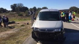 Furgoneta contra la que ha colisionado el motorista fallecido