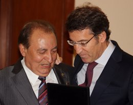 El presidente de la Xunta, Alberto Núñez Feijóo, con Luis Piñeiro en México