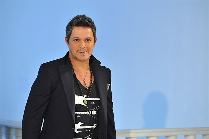 Alejandro Sanz y Raquel Perera esperan una niña
