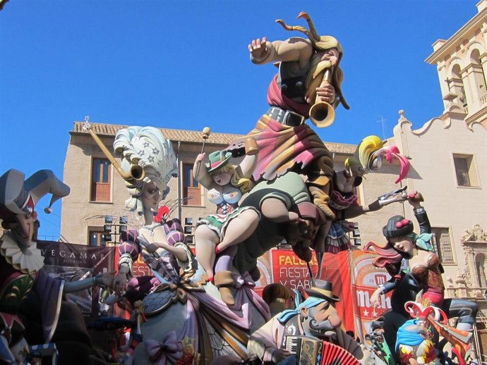 Falla Plaza del Pilar 2014