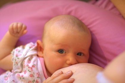 Dar El Pecho Hasta Los Dos Anos Aumenta El Riesgo De Caries En El Bebe