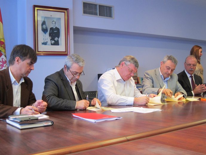 CCOO y Federación de Cofradías suscriben el acuerdo