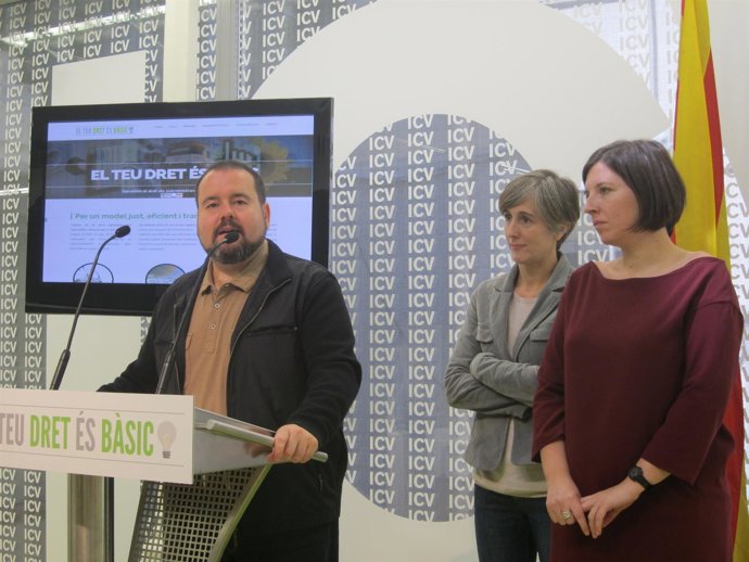 Joan Mena, Dolors Camats y Laia Ortiz, ICV