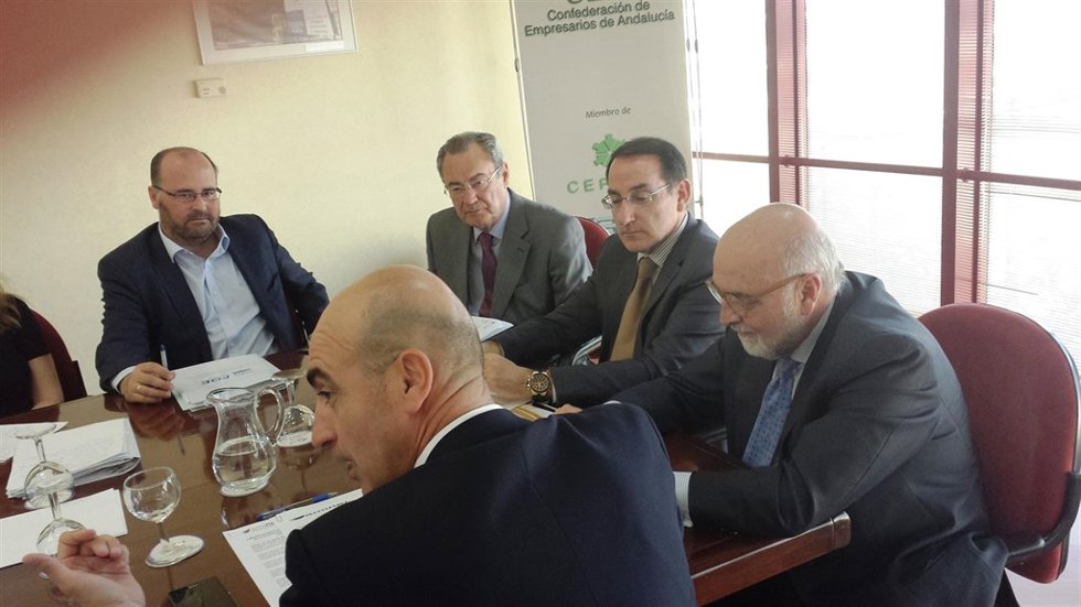 Reunión en la CEA y Aminer.