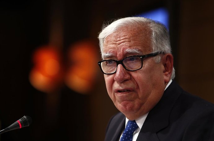 Catedrático De Hacienda Pública, Manuel Lagares