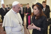 Vaticano.- Cristina Fernández traslada el afecto de los argentinos al Papa en una reunión de más de dos horas