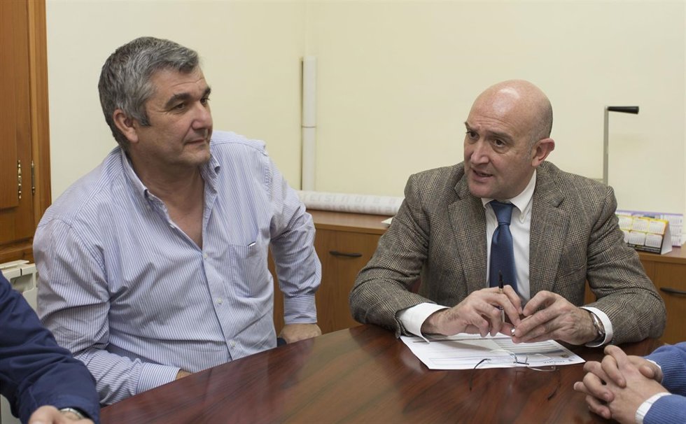 El presidente de la Diputación, Jesús Julio Carnera, de visita en Ciguñuela