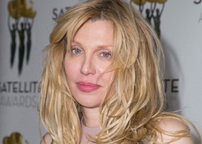 CENTURY CITY, CA - FEBRUARY 23:  Singer Courtney Love attends the International 