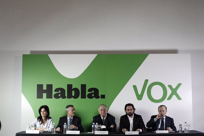 Ortega Lara y Santiago Abascal fundan Vox