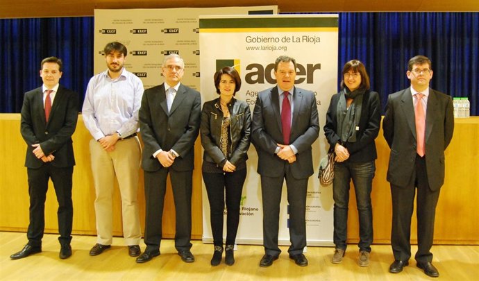 Ureña presenta ayudas ADER en Centro Tecnológico del Calzado