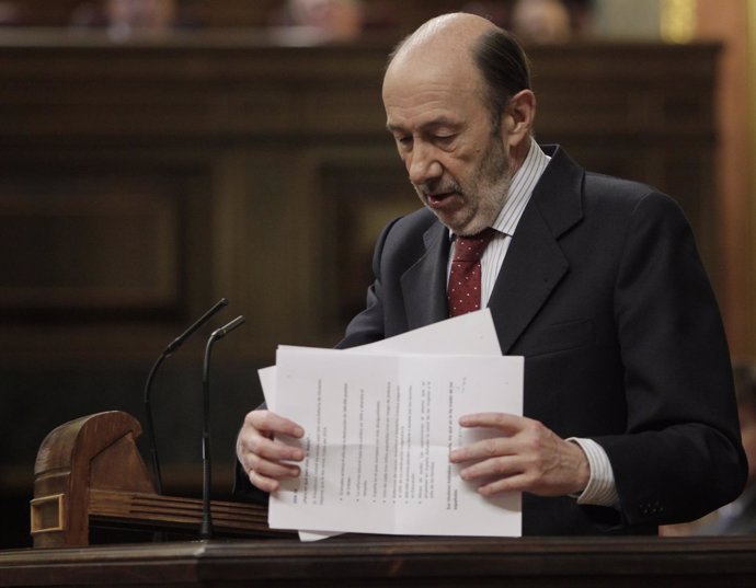 Alfredo Pérez Rubalcaba, secretario general del PSOE, en el hemiciclo