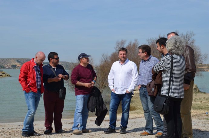 El presidente de CHA, José Luis Soro, visita Caspe y el Mar de Aragón