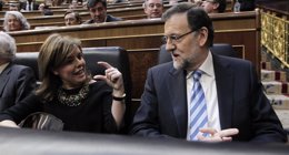 Soraya Sáenz de Santamaría y Mariano Rajoy, en el hemiciclo