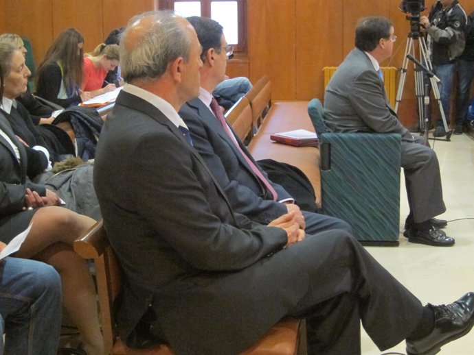 Javier López Marcano y Diego Higuera en el juicio de Casa de los Gorilas