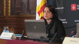 La teniente de alcalde del Ayto. De Barcelona, S. Recasens