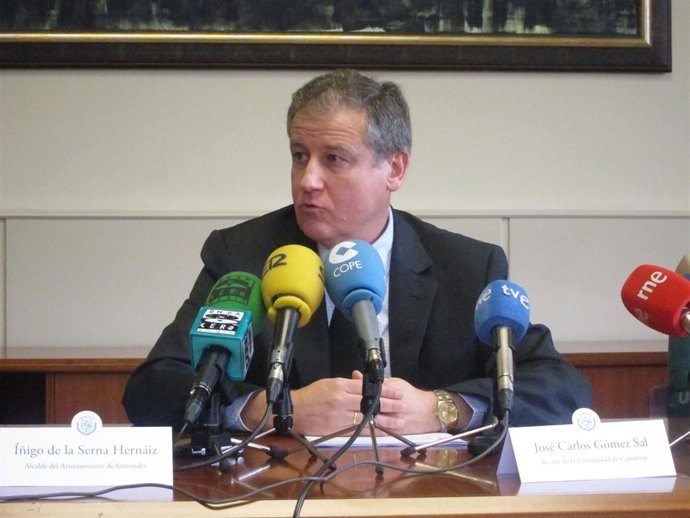 El consejero de Innovación, Industria, Turismo y Comercio, Eduardo Arasti