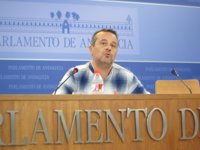 IULV-CA "no se fía" del Gobierno porque cree que intentará hacer "un intercambio de cromos" con La Almoraima