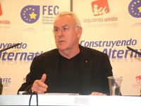 Cayo Lara condiciona su apoyo al Pacto de Estado de Inmigración a que el Gobierno restablezca las ayudas en cooperación