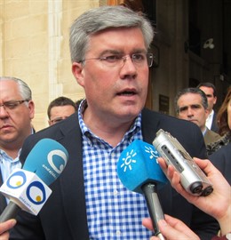 José Enrique Fernández de Moya