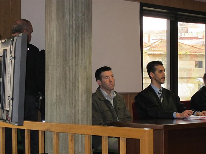Acusado por el crimen de Coruxo en el juicio en Vigo.