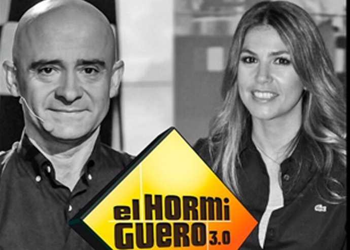 Nira juanco y antonio lobato : "el coche de Fernando alonso va mal"