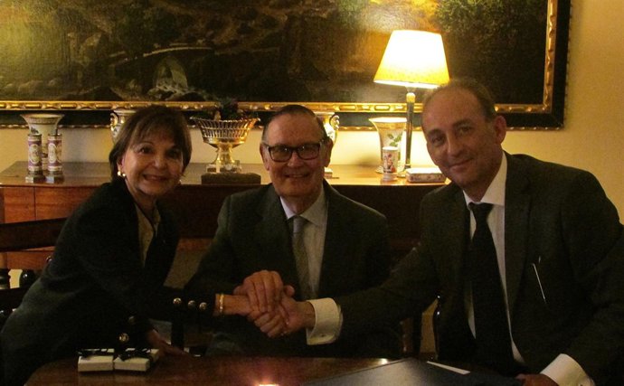 Roca de Togares, entre Hernández Ferrier y Pérez Alcalá