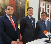 Moreno (PP-A) tilda de "hueco" y "mediático" el anuncio de la Junta en relación a las comidas escolares