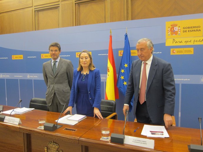 Ana Pastor, Rafael Catalá y Julio Gómez-Pomar