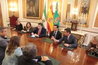 Moreno (PP-A) quiere volver a reunirse con Díaz "en las próximas semanas" para "desbloquear" proyectos paralizados