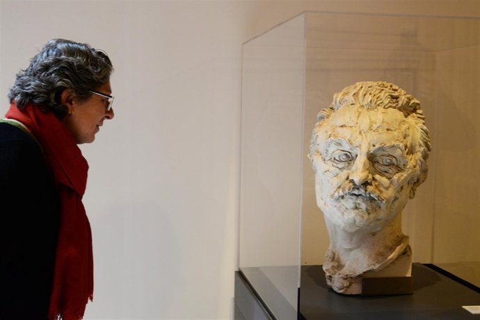 Busto de Enric Prat de la Riba por Ismael Smith