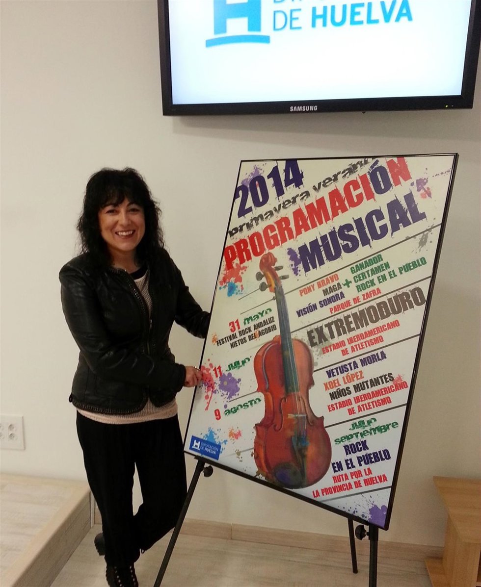 La diputada de Cultura en Huelva, Elena Tobar, presenta programación estival.
