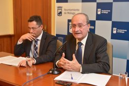 Francisco Pomares y el alcalde de Málaga, Francisco de la Torre