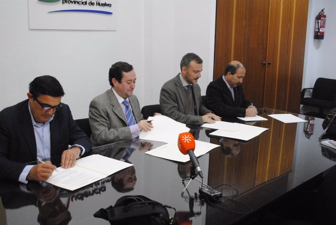 Acuerdo entre la Junta, Audiencia y Escuela de Arte León Ortega. 