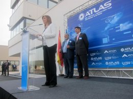Susana Díaz inaugura el centro de vuelos experimentales Atlas