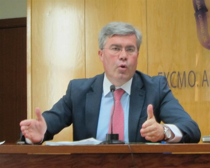 José Enrique Fernández de Moya