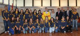 Cardenal recibe a la selección española de hockey sobre hielo 
