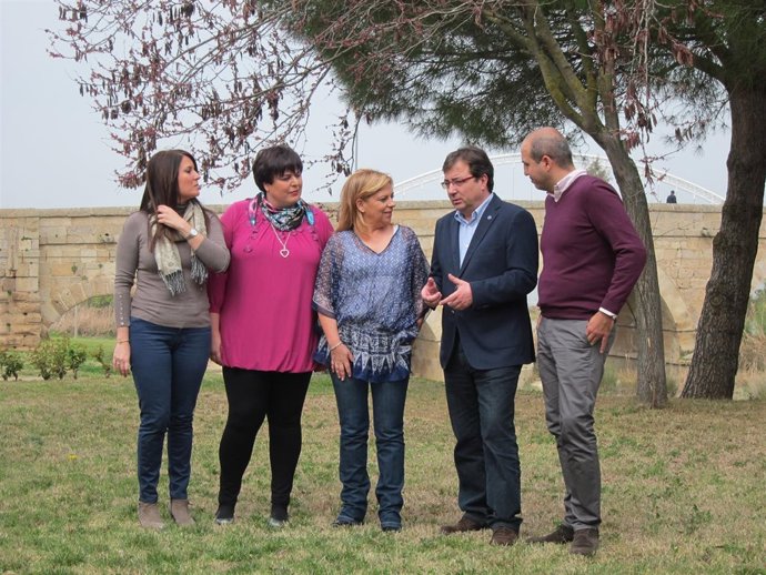 Elena Valenciano, Fernández Vara y los candidatos extremeños socialistas