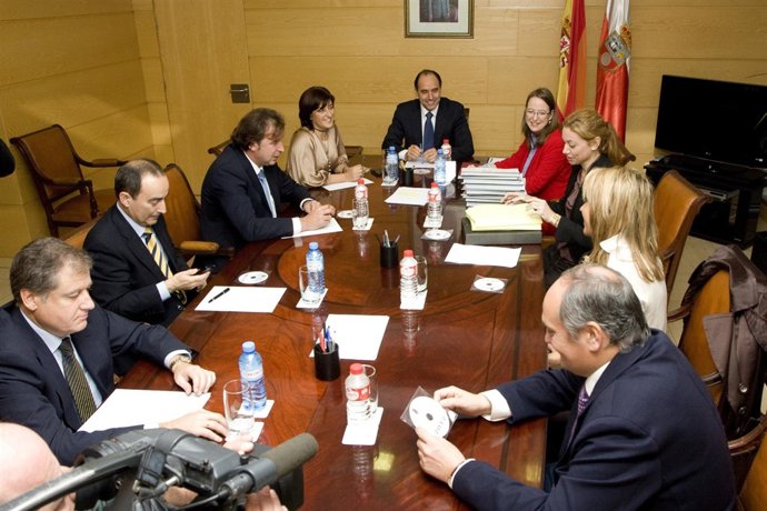 Reunión Consejo De Gobierno De Cantabria 