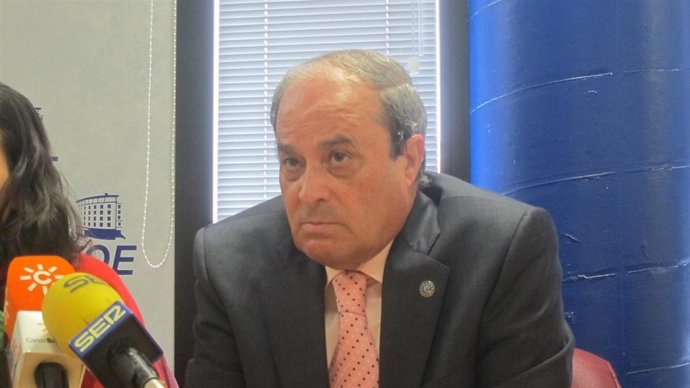 El presidente de la FOE, Antonio Ponce.