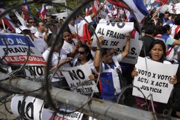 Manifestaciones contra el supuesto fraude electoral en El Salvador