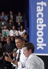 Foto: Obama habla de vigilancia con Facebook y Google