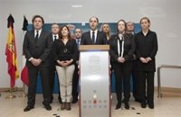 Cantabria destaca la "labor política y sacrificio personal" de Suárez